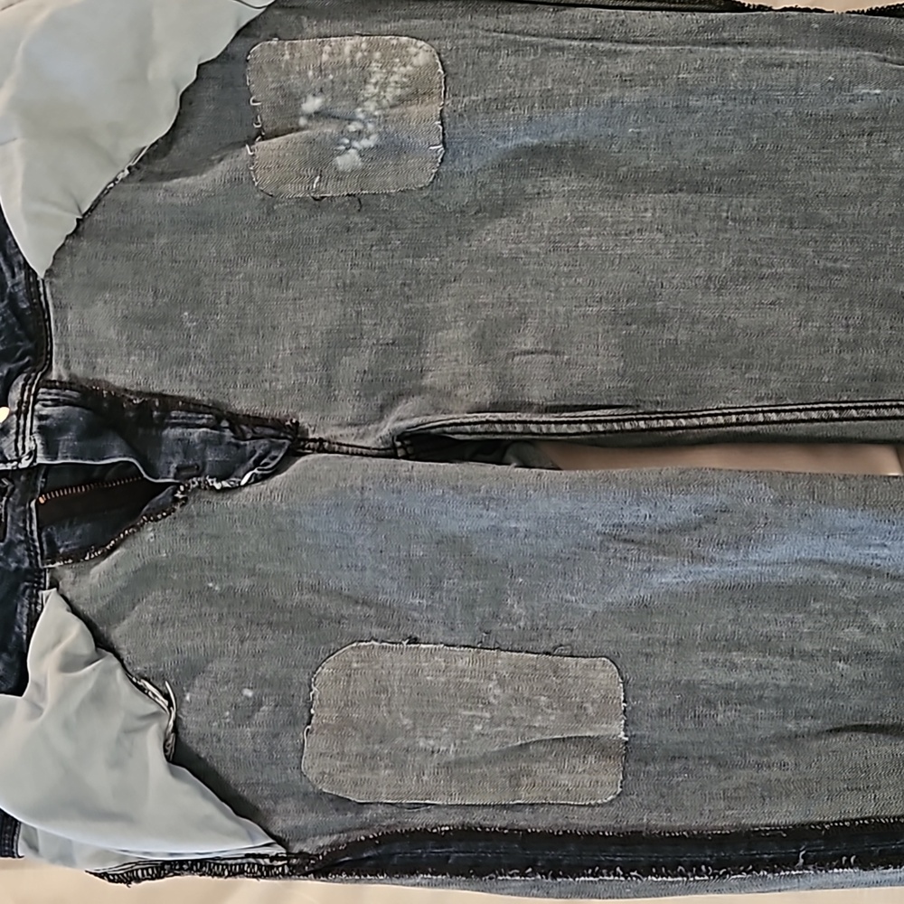 Divided acid washed, distressed skinny jeans Jr's sz 10 - Picture 7 of 10